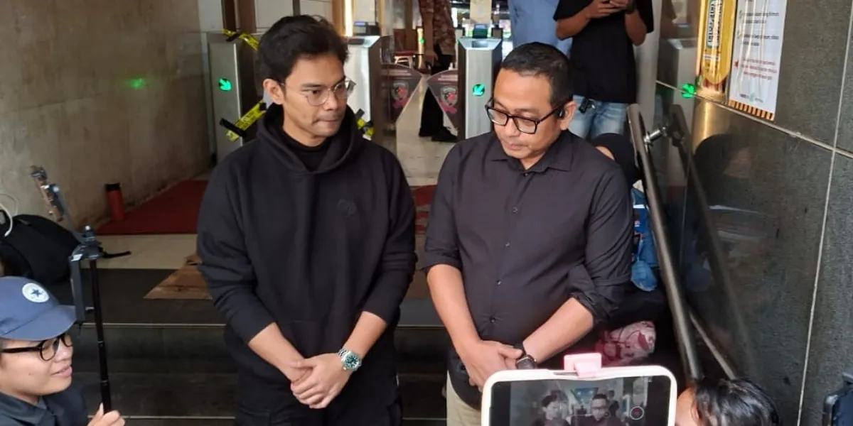 Insanul Fahmi Attempts a Secret Meeting with Wardatina Mawa
