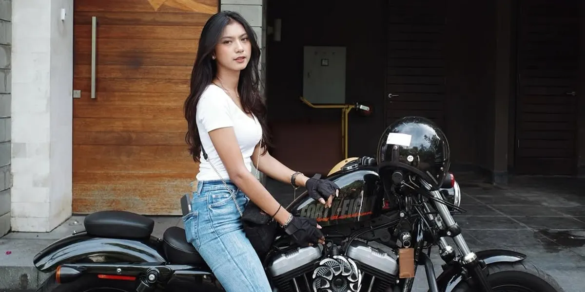 Check Out 7 Styles of Flavio Zaviera Riding a Motorcycle, Super Badass