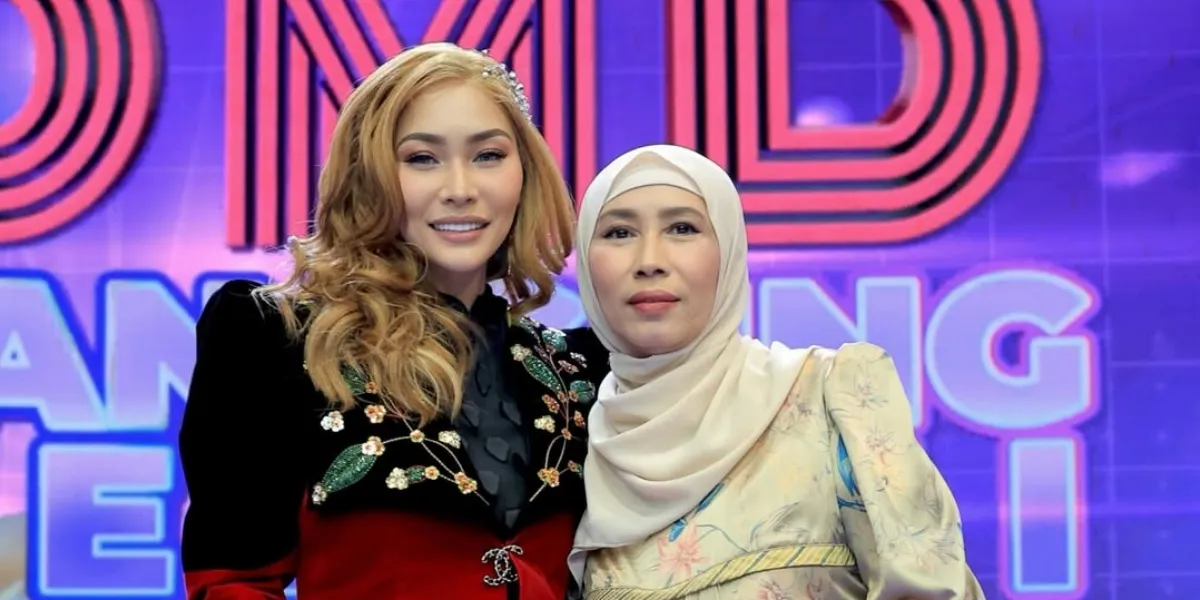 Inul Daratista Remembers Her Mother's Struggle to Raise Children During Difficult Times