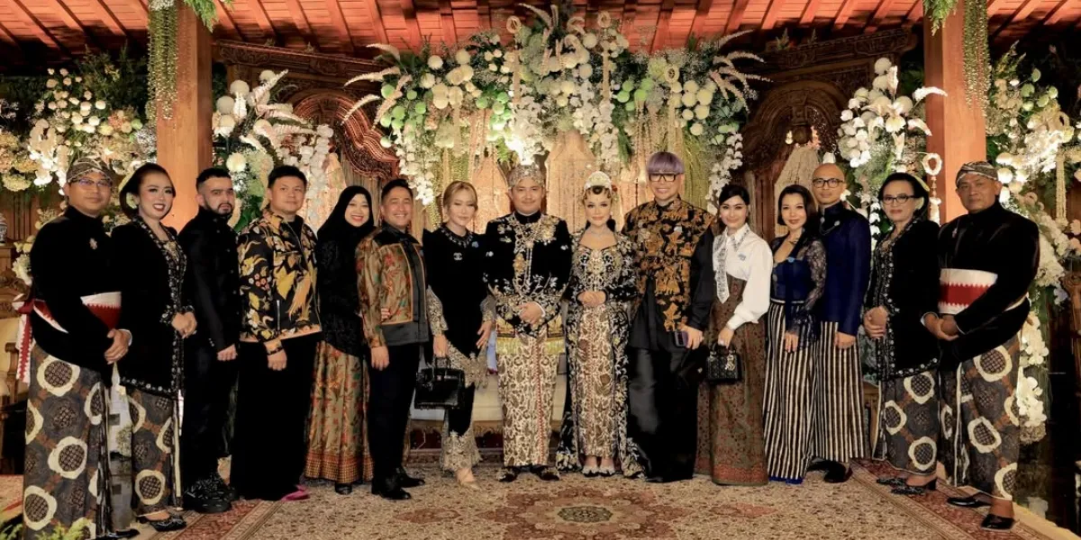 Inul Daratista-Lesti Kejora Attend the Wedding Reception of Soimah's Child: United in a Train Ride