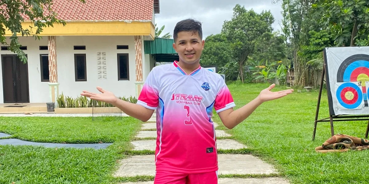 Jirayut Realizes His Long-held Dream Through His Volleyball Team