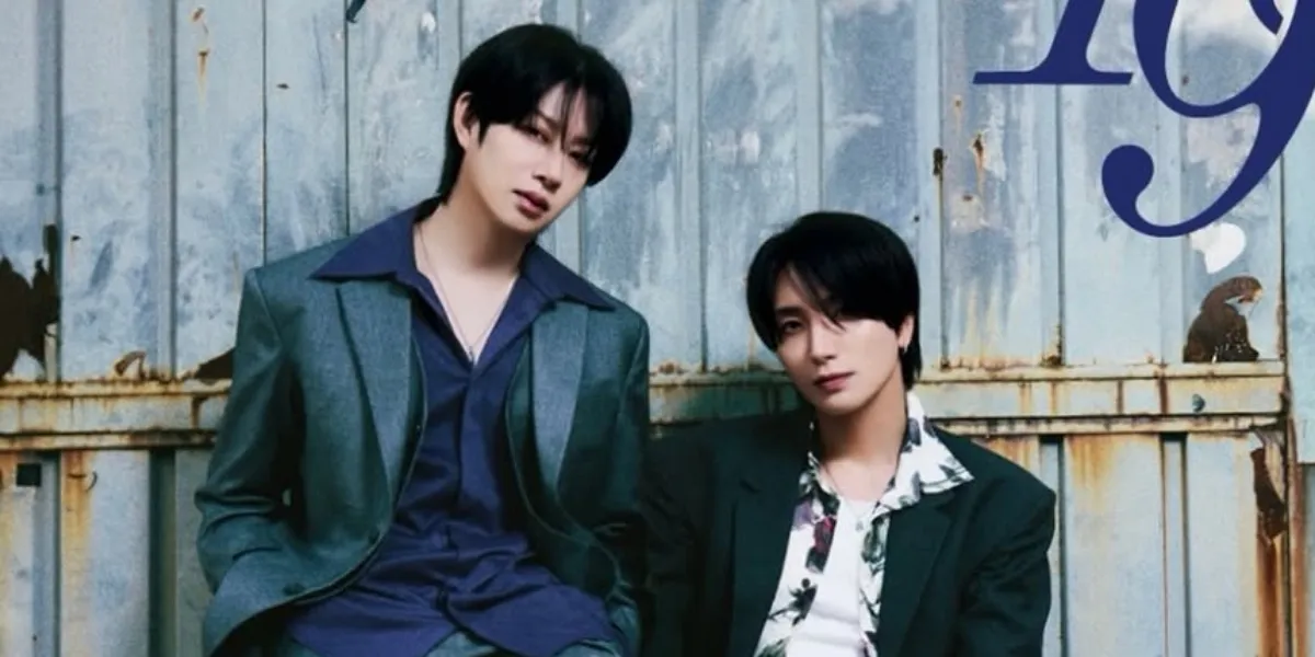 Leeteuk & Heechul Debut Unit SUPER JUNIOR-83z, Hold Fan-Con Across Asia