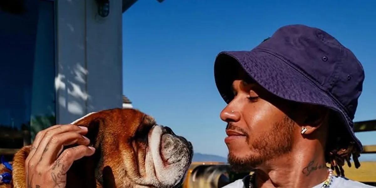 Lewis Hamilton Announces the Death of His Beloved Dog, Accompanied Roscoe During Critical Times