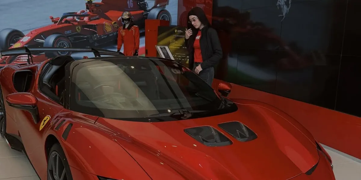 Natasha Ryder Travels to Australia, Infatuated with the Ferrari Supercar