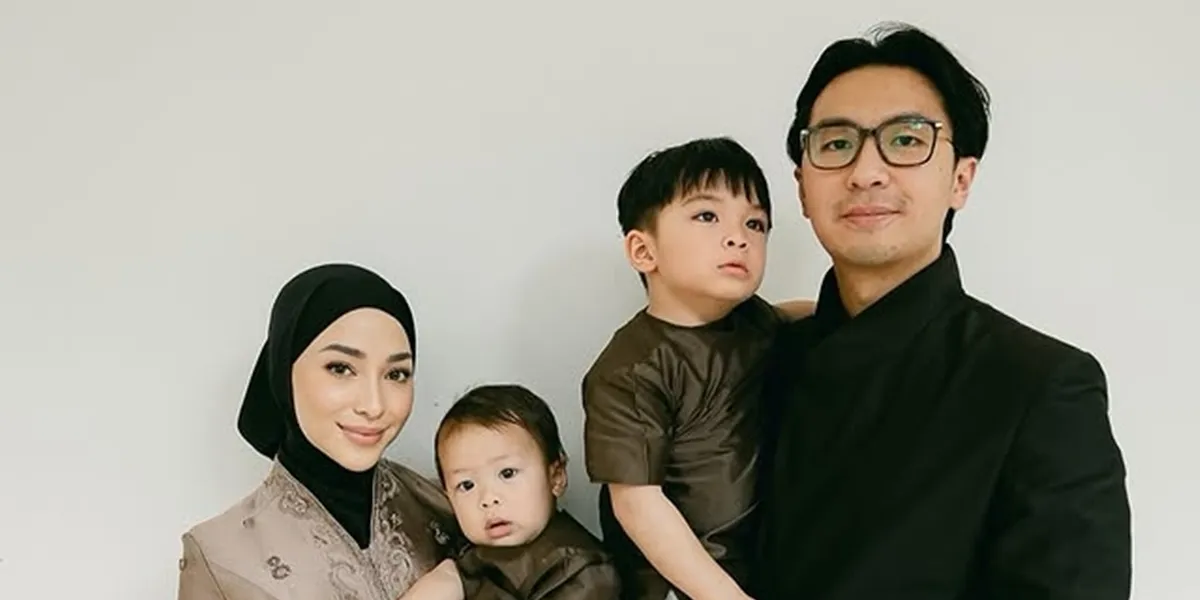 Nikita Willy Looks Beautiful in a Hijab While Celebrating Eid, Elegant