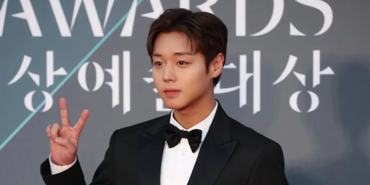  Park Jihoon Kini Jadi Aktor Top Tier, Banjir Tawaran Film Chungmuro 