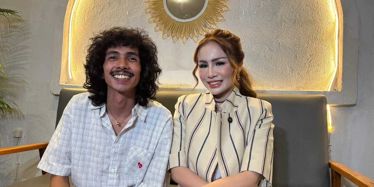 The Role of Family Behind Momo Ex Geisha's Comeback