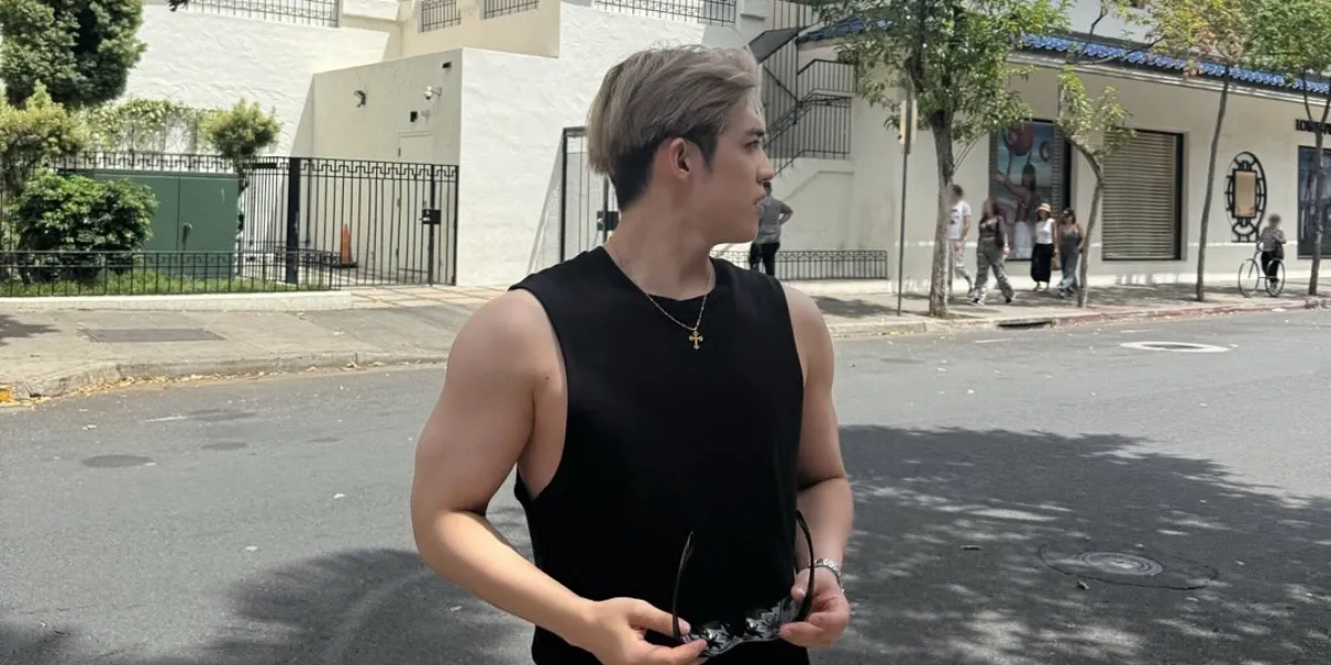 S.Coups SEVENTEEN's Charm Showcases Arms, Strong Deadlift 140 Kg