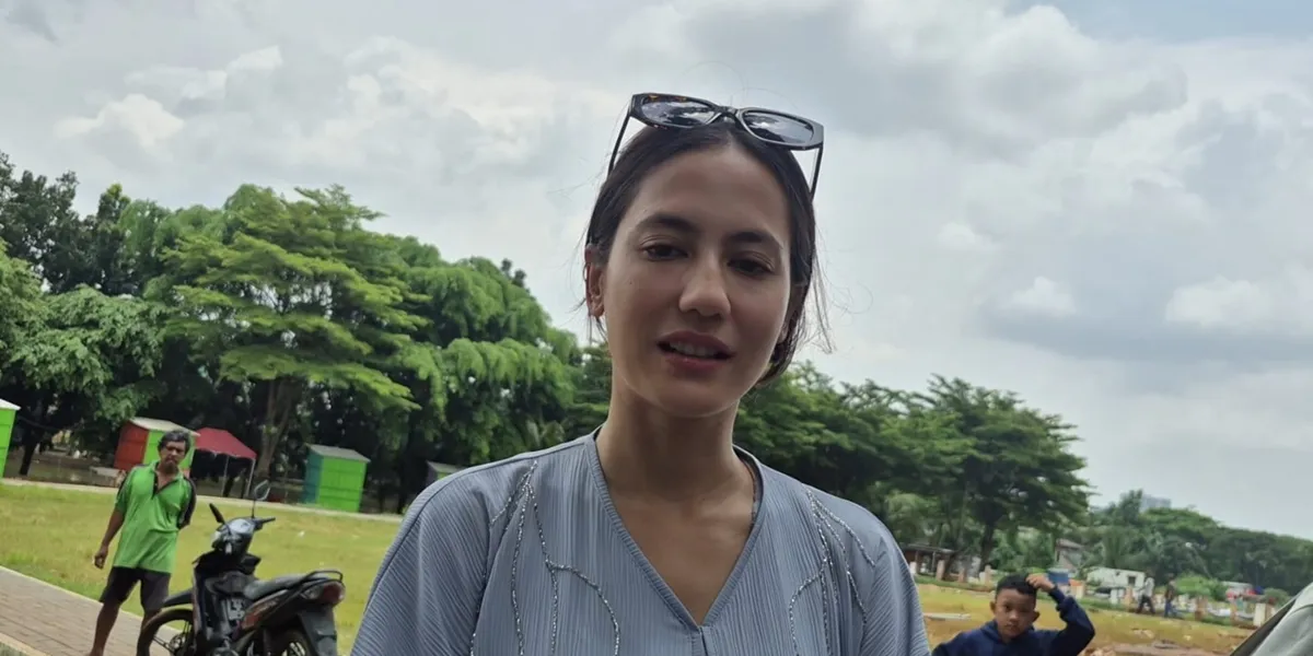 Pevita Pearce Amazed by Sheila Dara's Strength in Letting Go of Vidi Aldiano