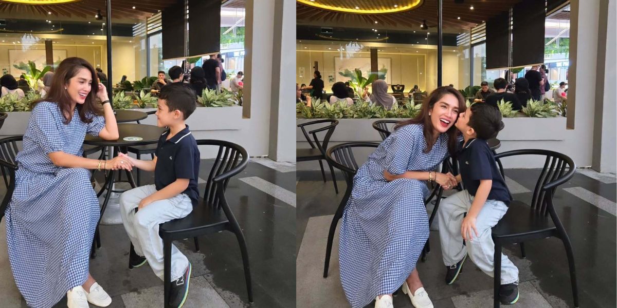 The Ever-Young Portrait of Ussy Sulistiawaty While Hanging Out with Saka, Her Youngest Son Who is Growing Up Handsome
