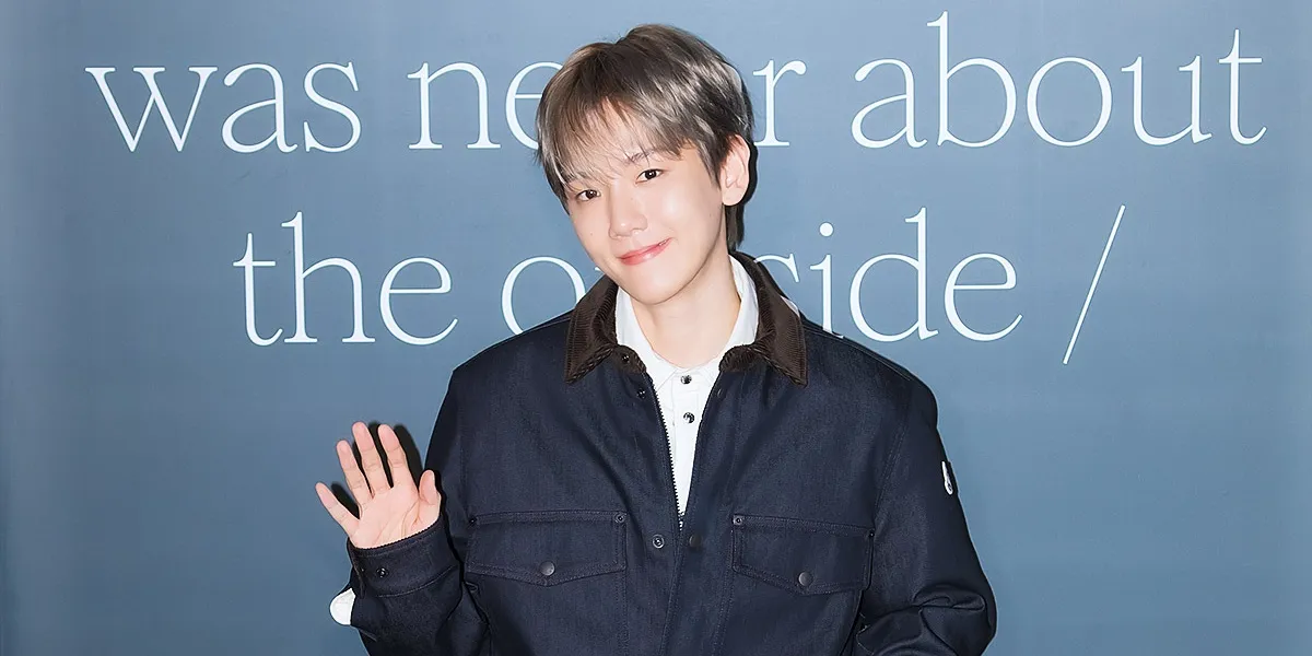 Baekhyun's Portrait Appears in Public Amidst Dispute with SM