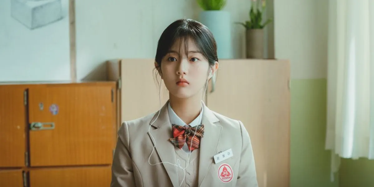 Portrait of School Uniforms in Korean Dramas that are Simple yet Stylish