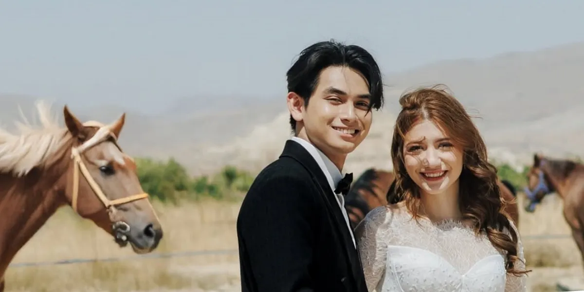 7 Portraits of Cassandra Lee Photoshoot with Ryuken Lie, Amazing Surrounded by Horses