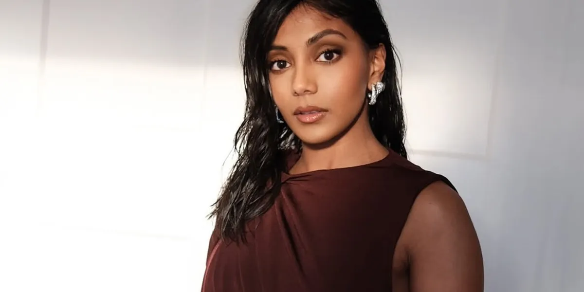 7 Portraits of Charithra Chandran, the Actress Playing Vivi in ONE PIECE Live Action S2 Who Sparks Controversy