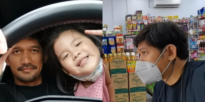 Portrait of the closeness between Ibnu Jamil and Yaya, his stepchild, while shopping for candy, hugs and kisses make you melt