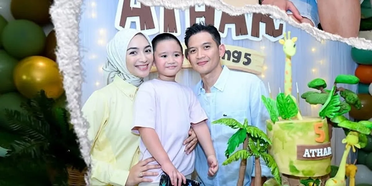Portrait of Athar's 5th Birthday Celebration, Citra Kirana and Rezky Aditya Hold a Festive Party
