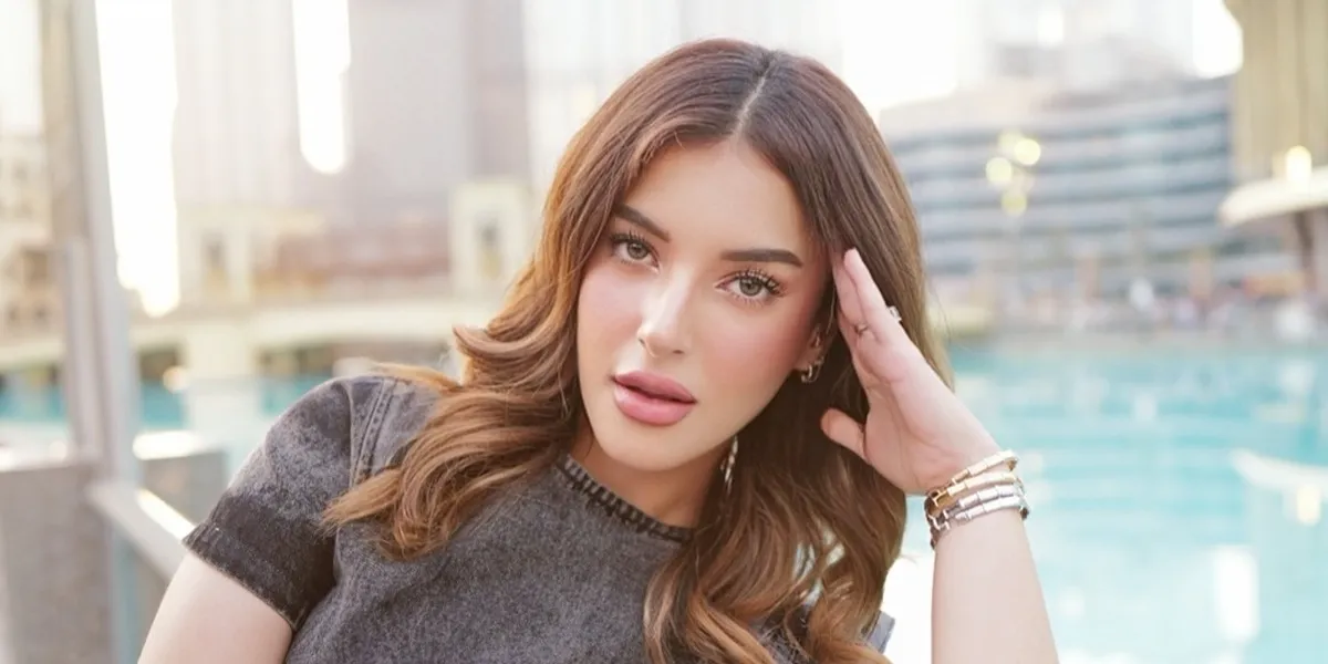 Classy Move On Portrait of Tasya Farasya Buying New Pajamas, Old Ones to be Burned