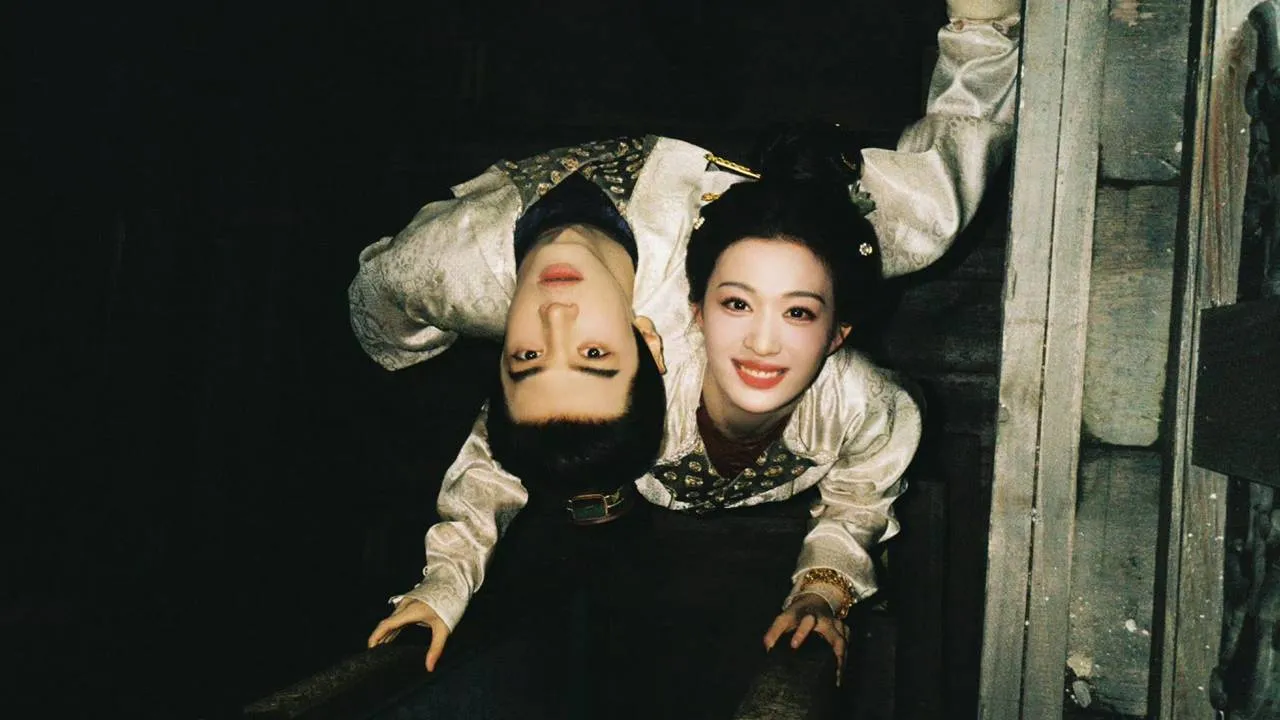 Portrait of Wang Churan and Chen Zheyuan, Cute on the Shooting Location