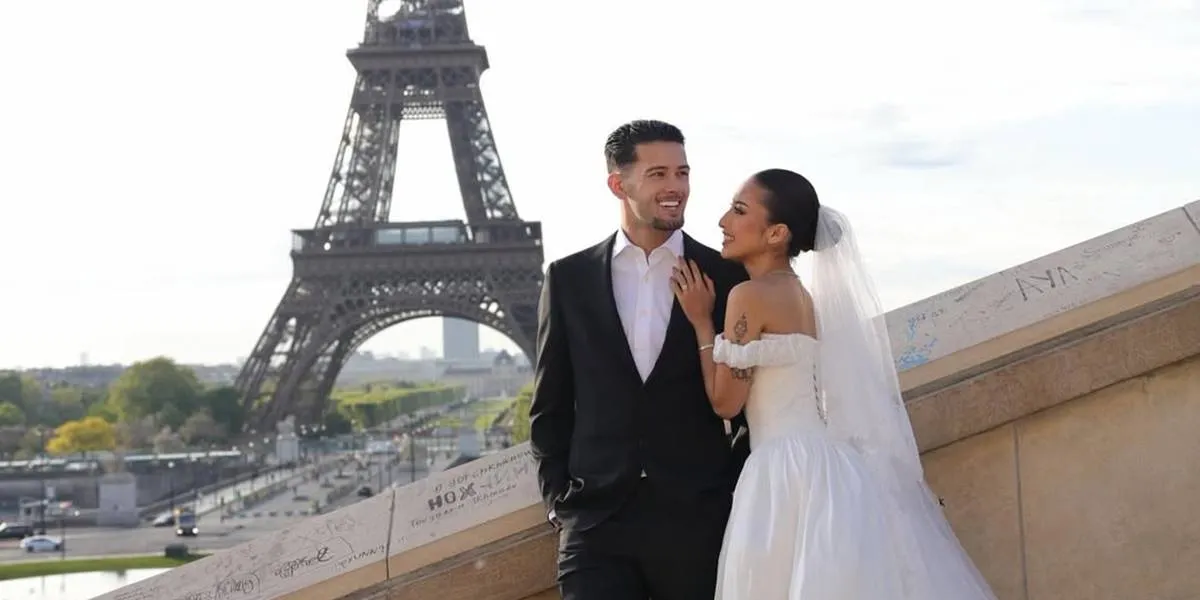 Prewedding Jennifer Coppen and Justin Hubner in Paris, Eiffel as Background