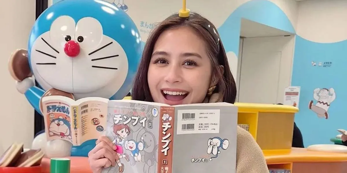 Prilly Latuconsina Responds to the Issue of Her Fantastically Priced Bag While in Japan