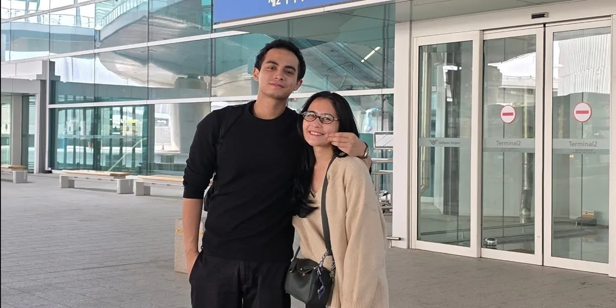 Prilly Latuconsina Turns 29, Omara Esteghlal Posts a Nerve-wracking Photo