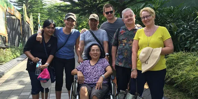 PULKAM KE INDONESIA, MEY CHAN LIBURAN & KETEMU KELUARGA DI 