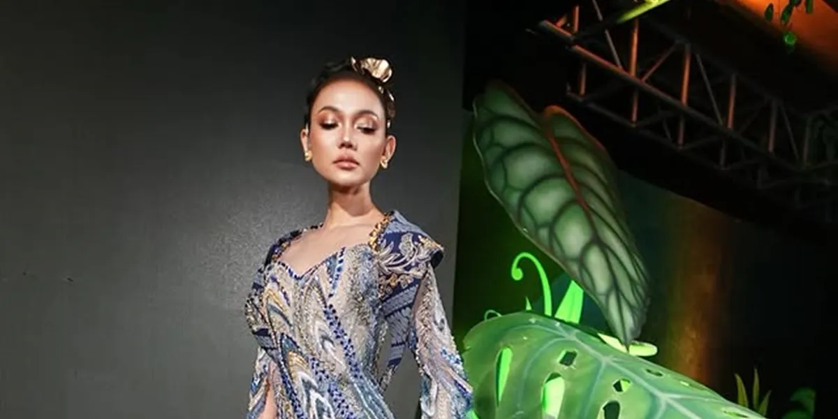 Has Many Skins, Here Are 10 Portraits of Rina Nose Impersonating Singers - Child of an Artist