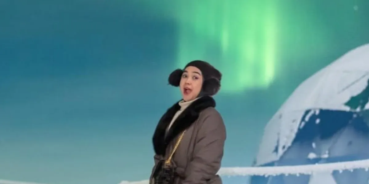 Ria Ricis Enjoys the Beauty of the Aurora, Moana Happy Playing in the Snow