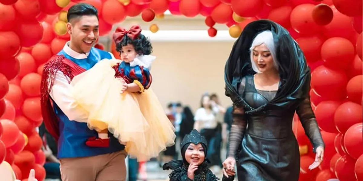 Siti Badriah's Photo with Krisjiana Makes Xarena Jealous, Hilarious!