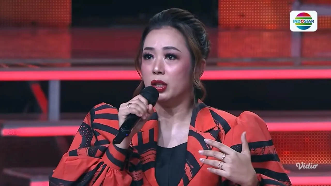 Soimah Bagikan Teknik Mic untuk Nada Tinggi kepada Akademia DA8, Ilmunya Mahal