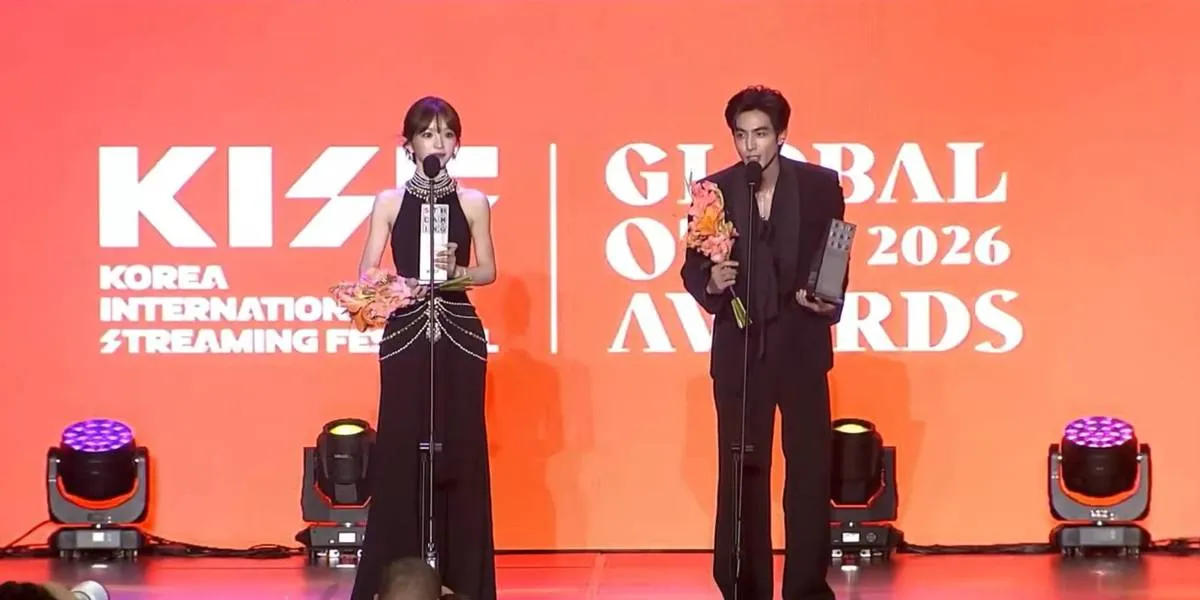 Song Weilong and Tian Xiwei Win Award in Korea, Extraordinary Visuals!