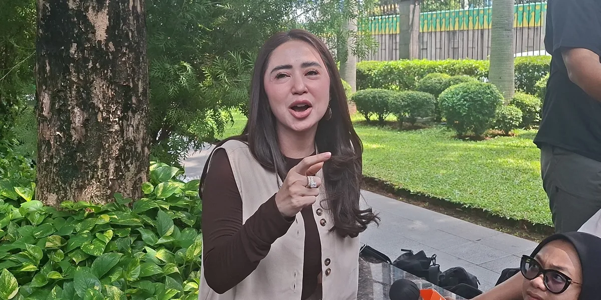 Dewi Perssik Has Forgiven the Blue Tick Account That Impersonated Her Name, Still Reports to the Police