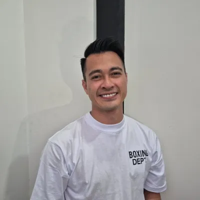 Eza Gionino Akui Masih Sayang Istri, Fokus Beri Kasih Sayang Untuk Ketiga Anaknya