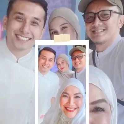 Ibu Ayu Ting Ting Pajang Foto Bareng Kevin Gusnadi, Sudah Beri Restu?