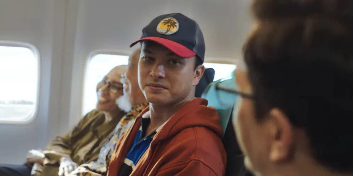 Trailer 'TUKAR TAKDIR', Nicholas Saputra Becomes a Plane Crash Survivor