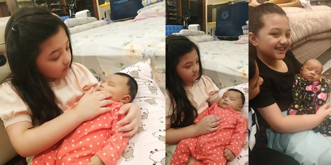 Wait for Iftar, 8 Portraits of Arsy Hermansyah Taking Care of Ameena are Adorable - Loving Little Aunt