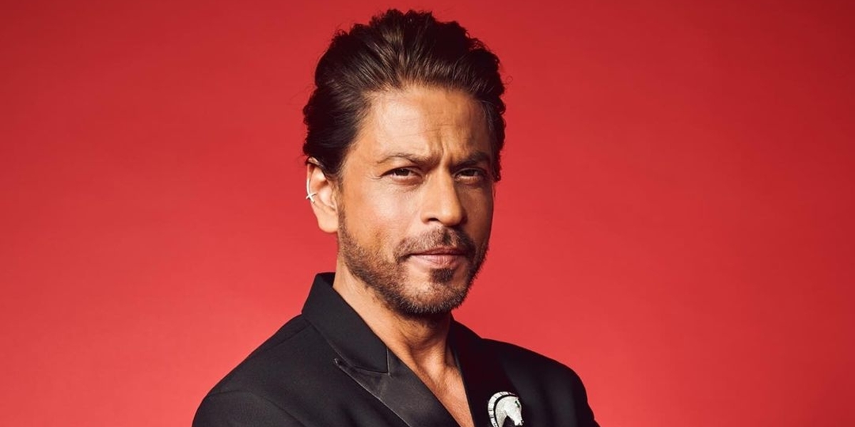 On His 59th Birthday, Shahrukh Khan Announces He Has Quit Smoking After 30 Years of Smoking 100 Cigarettes a Day