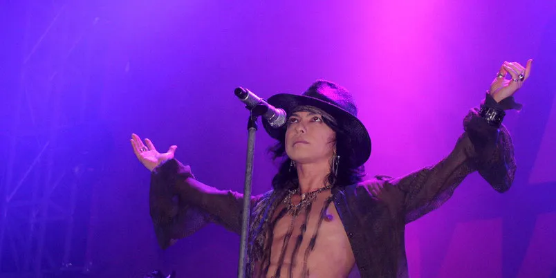 VAMPS - HYDE DAN KAZ SPEKTAKULER DI HYPER WAVE FESTIVAL 