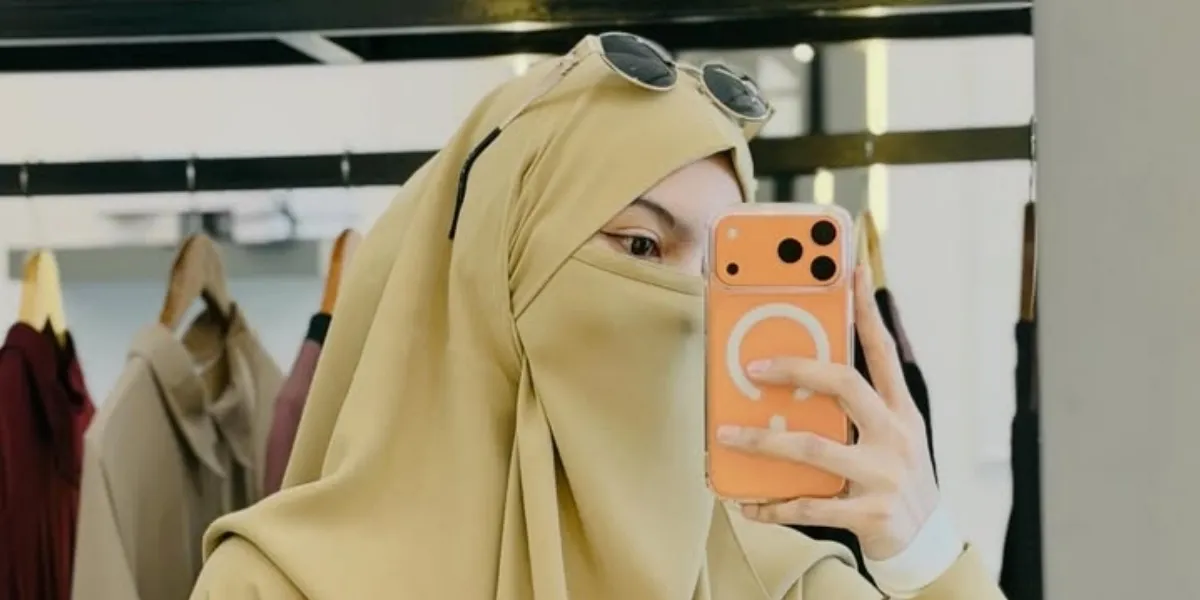 Wardatina Mawa Firmly Divorces Insanul Fahmi, Refuses to be in a Polygamous Relationship