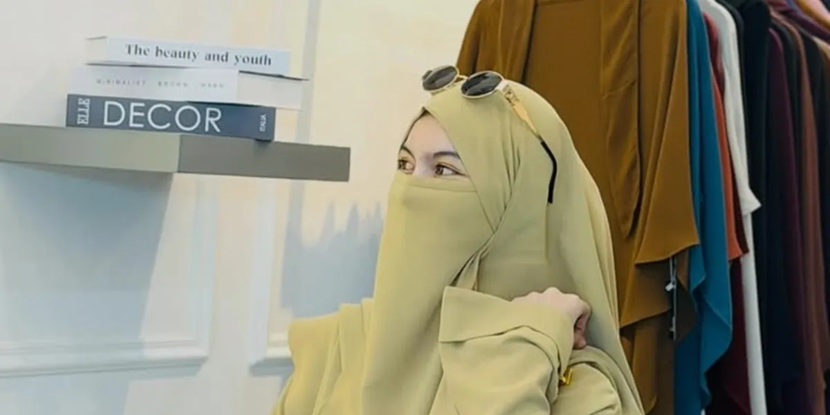  Wardatina Mawa Firmly Divorces Insanul Fahmi Despite Saying Love