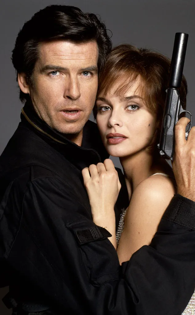 Pierce Brosnan & Izabella Scorupco dalam GOLDEN EYE © enlinecom