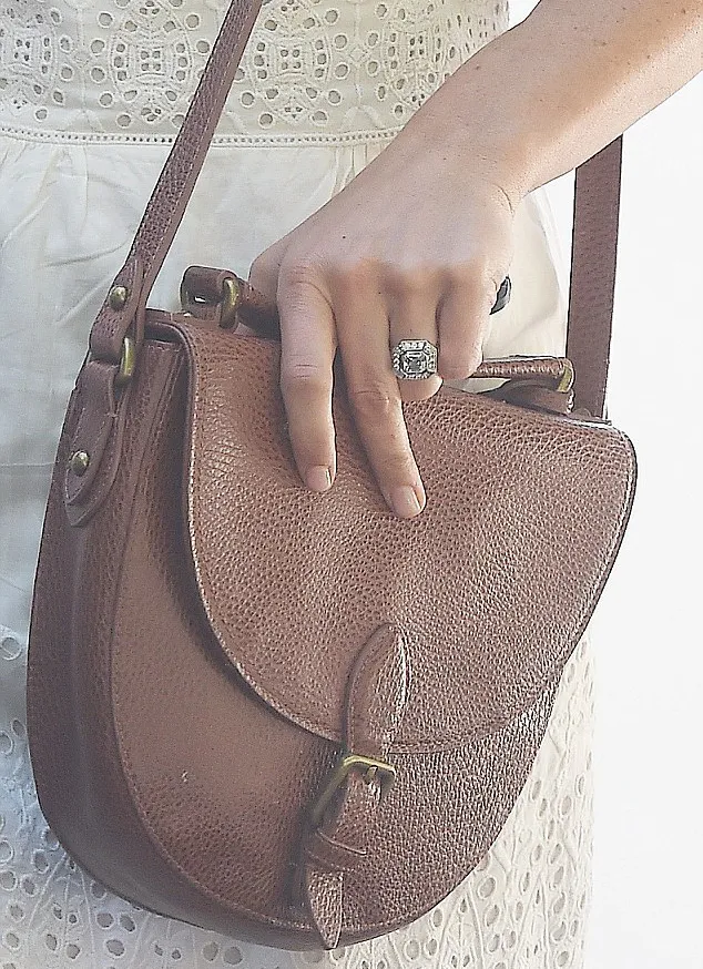 Inilah cincin tunangan Pippa © FameFlynet/dailymail.co.uk
