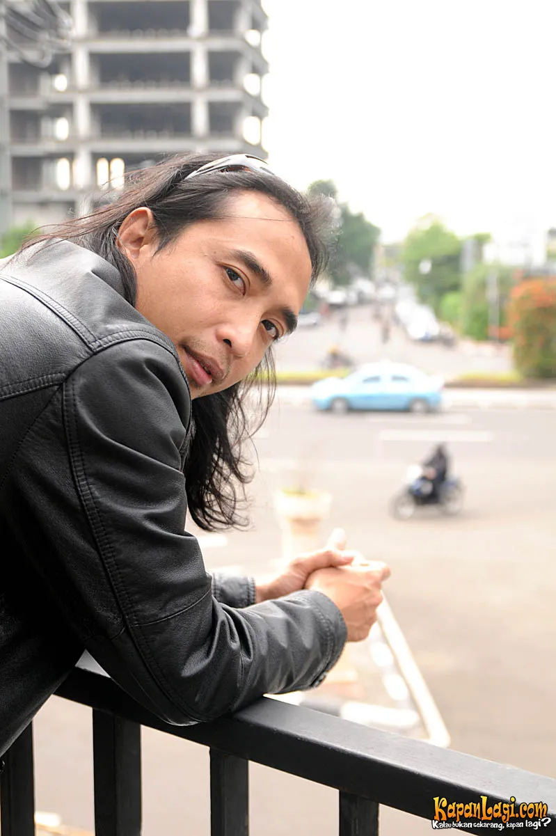 Piyu akhirnya hadir di sidang cerai. ©KapanLagi.com