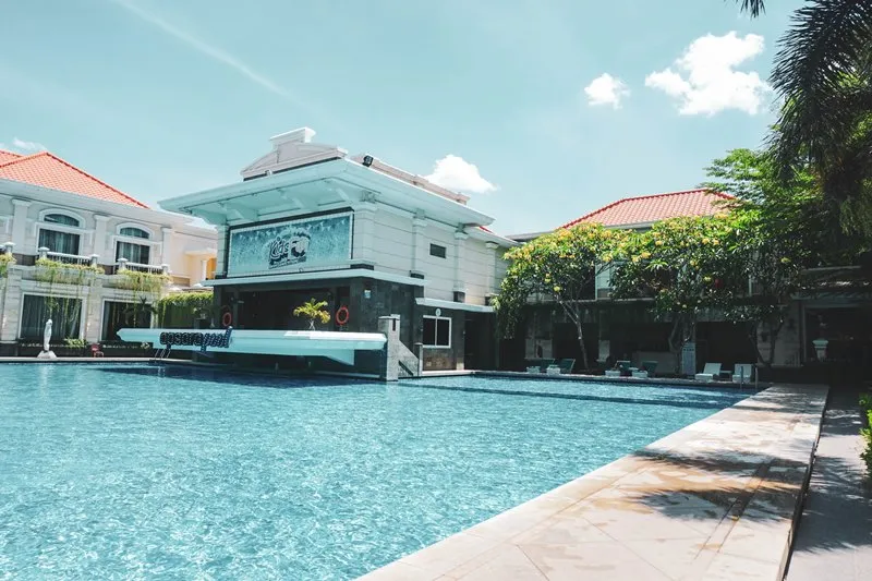 (c) adhiwangsasolo.com