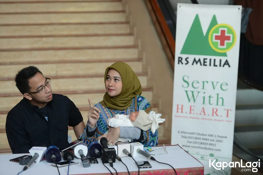 Poppy bilang suaminya 'rese' soal berat badan © KapanLagi.com®/Bayu Herdianto