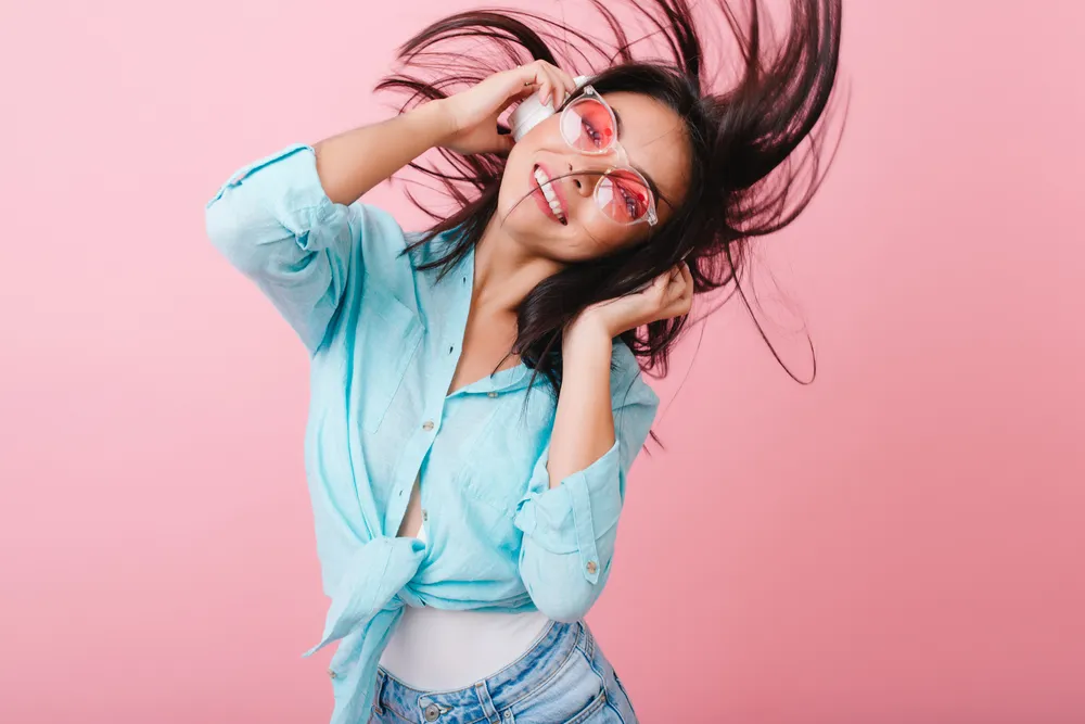 (c) shutterstock
