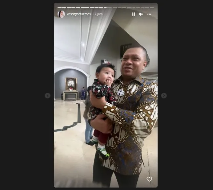 (credit: instagram.com/krisdayantilemos)