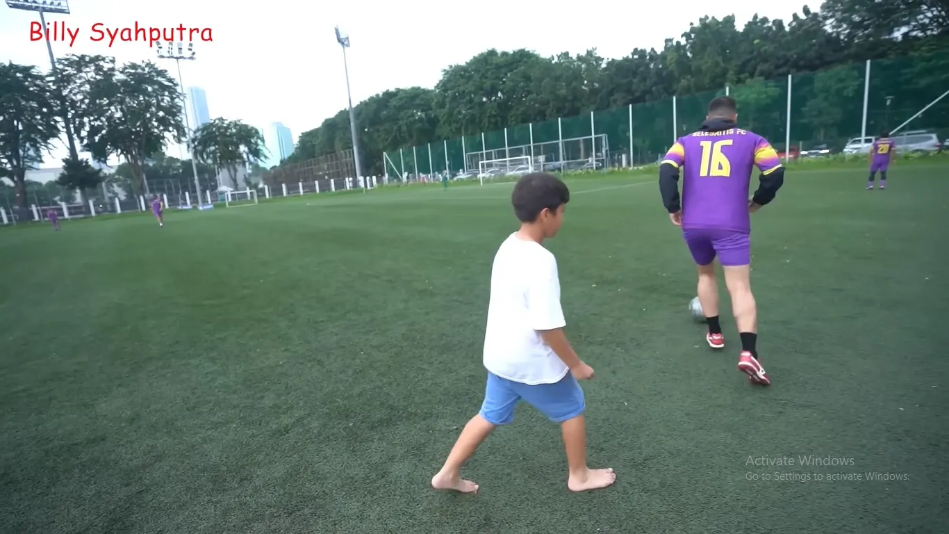 Potret Azka Anak Nikita Mirzani (Credit: Youtube/Billy Syahputra)