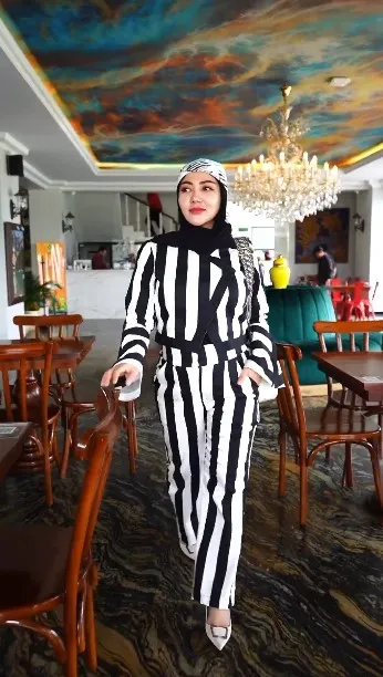 Potret Bella Shofie Setelah Melahirkan (Credit: Instagram/bellashofie_rigan)