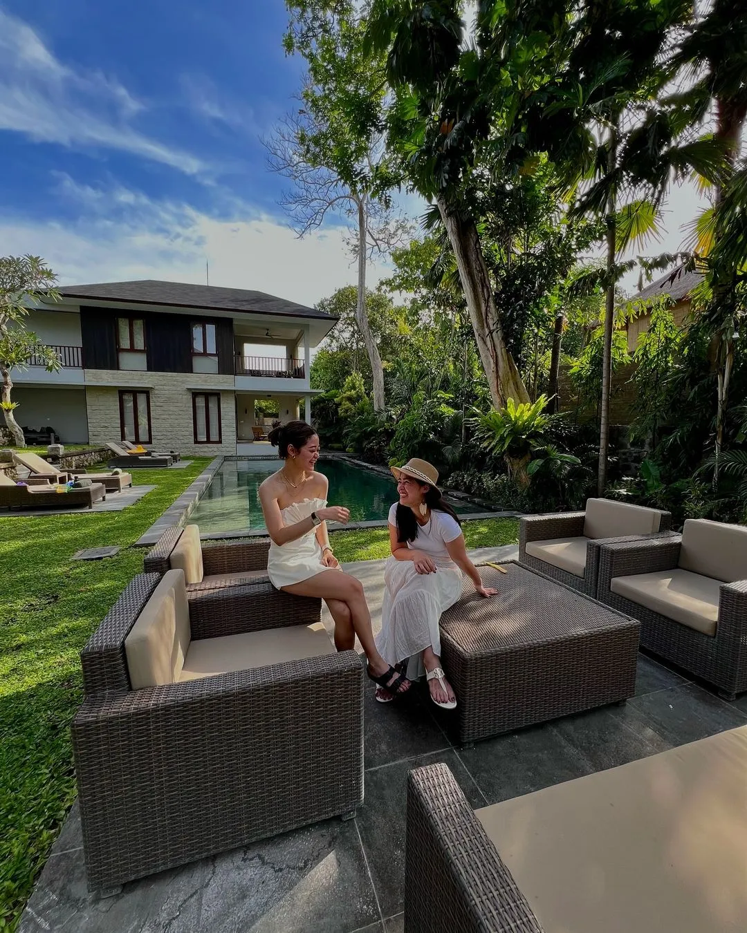 Potret Gisela Cindy Momong Anak Gracia Indri (Credit: Instagram/giselacindy12)